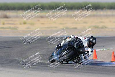 media/Aug-19-2022-TrackDaz (Fri) [[a0110a8595]]/Club Race/10am (Outside Grapevine)/